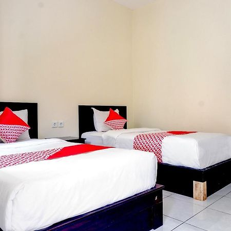 Oyo 2521 Uluwatu Cahya Guest House Екстериор снимка