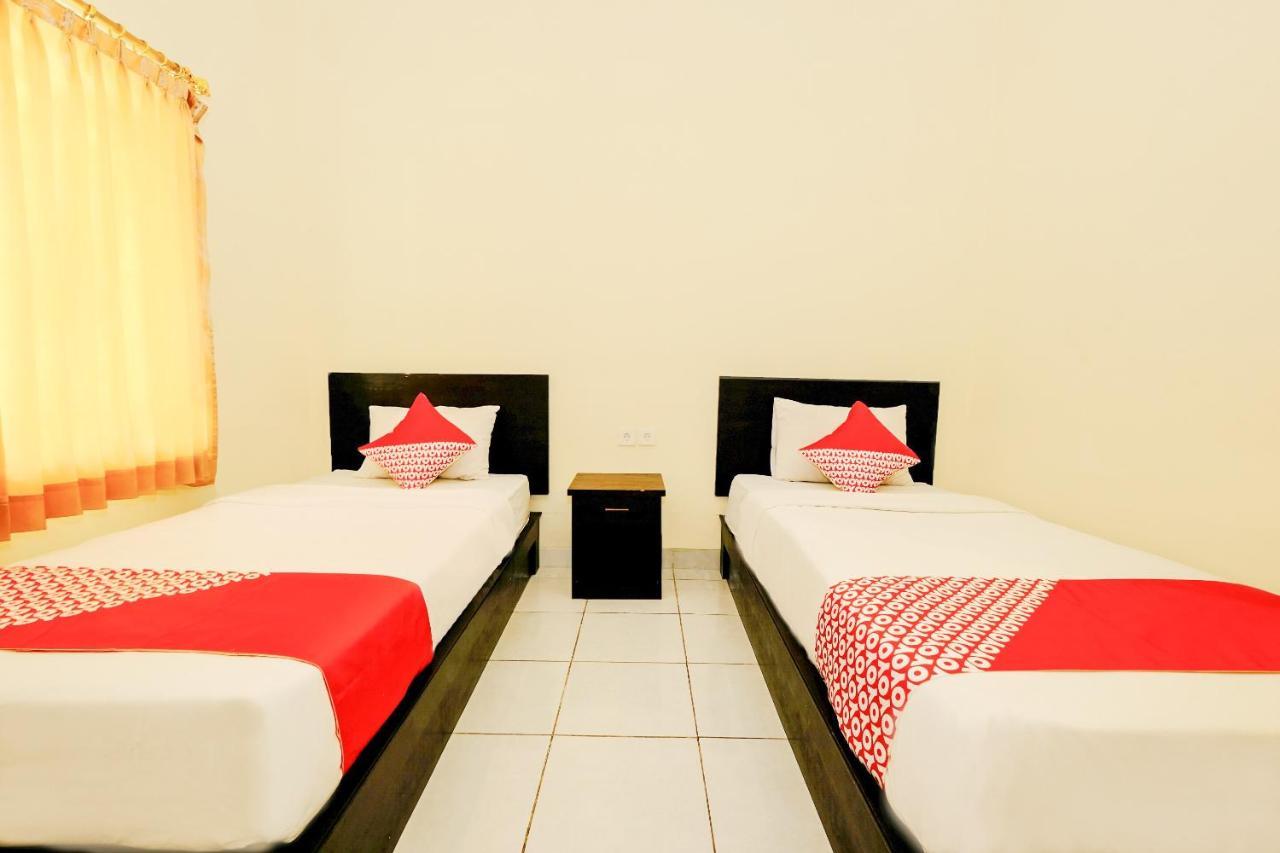 Oyo 2521 Uluwatu Cahya Guest House Екстериор снимка